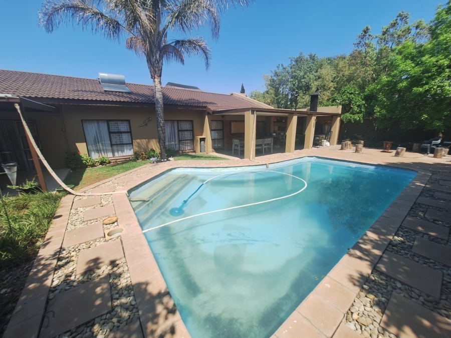 3 Bedroom Property for Sale in Pellissier Free State